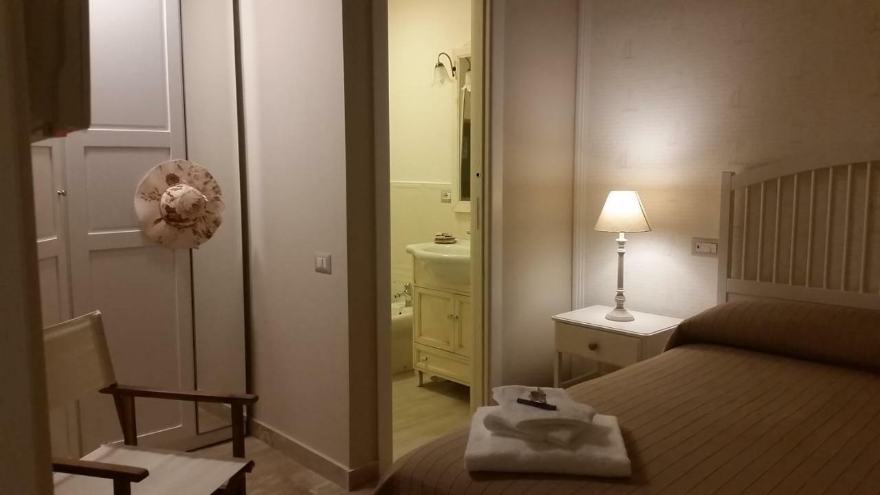 B&B Velamare Salerno Buitenkant foto